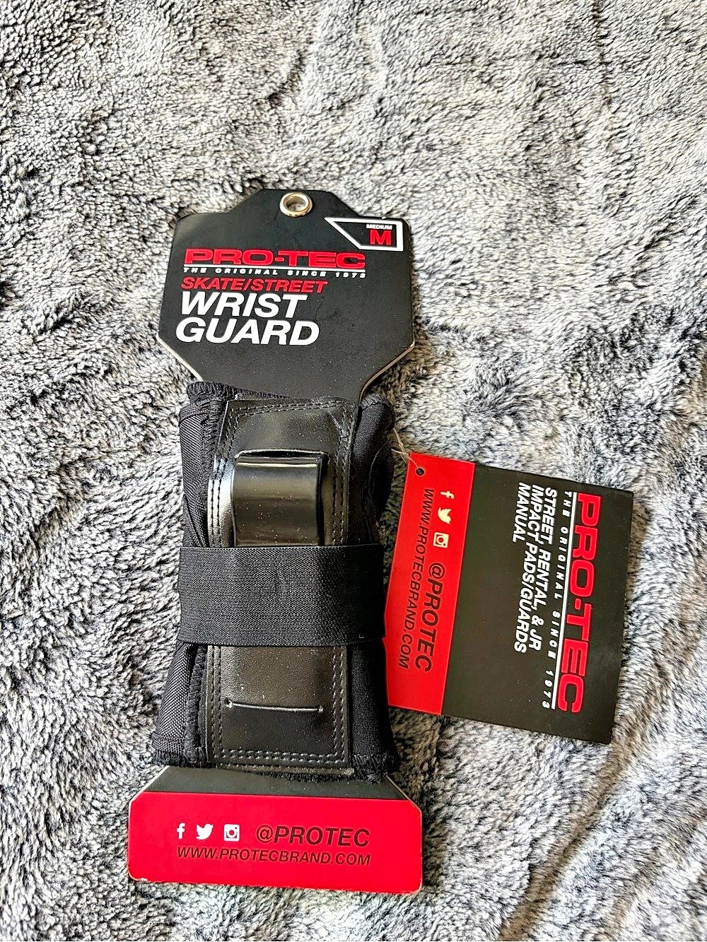 Pro-Tec Wrist Guard Black Medium NWT